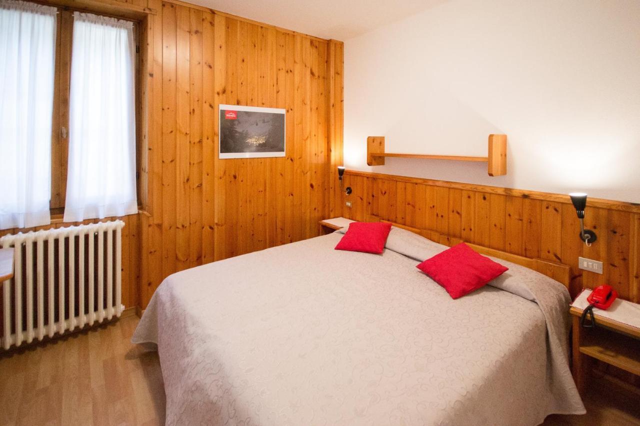 Meuble Albergo Dante Bormio Zewnętrze zdjęcie